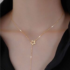 Gold Star Pendant Necklace